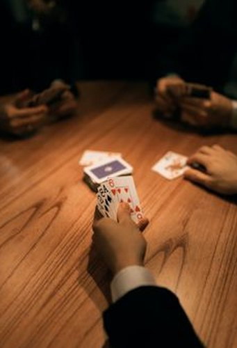 xì tố trực tuyến Debet
